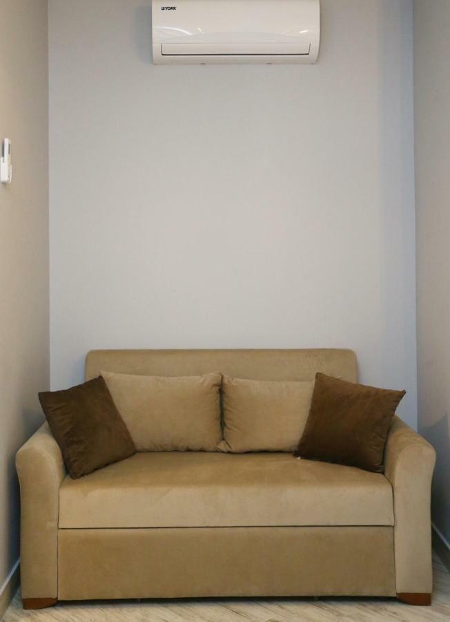 Old Corner Apartment Tbilisi Bagian luar foto
